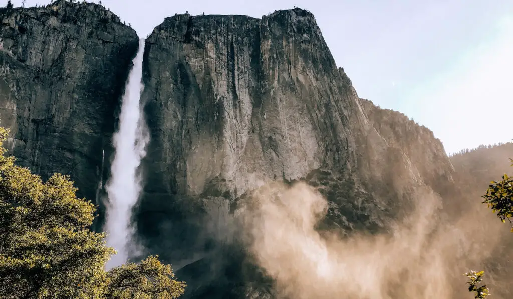 Yosemite falls
