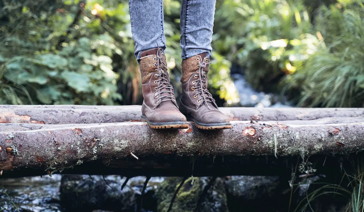 How to Wear Hiking Boots With Jeans (7 Tips) Exploration Squared